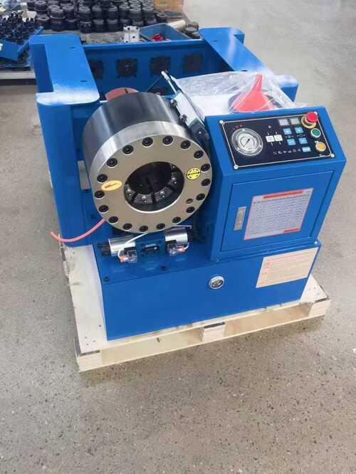 Blog perusahaan terbaru tentang Seberapa Tepat Mesin Crimping Selang Hidraulik untuk Berbagai Ukuran Selang?