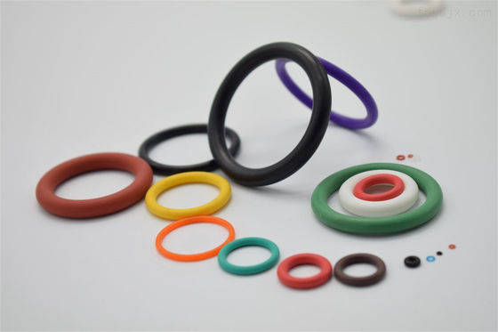 Kekuatan robek 16-30 N/Mm Karet O cincin untuk C/S Tergantung pada permintaan pelanggan