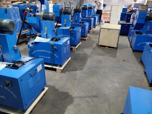 2 inci 6-51mm 4 Lapisan Selang Perangkat Listrik Mesin Pemotong Selang Karet dengan Kontrol Tombol Lanjutan dan Ramah Pengguna