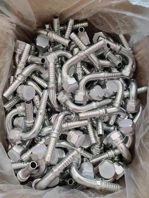 Bahan baku yang berbeda 00400 Fittings selang hidrolik baja tahan karat Tembaga Kuningan Selang hidrolik Ferrule Slurry Endings