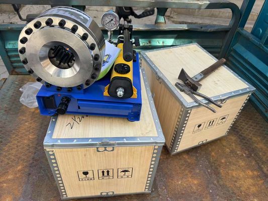Harga yang bagus 6-25mm Tanpa E 1 Inch Manual Hose Crimping Machine Untuk Cepat Crimping Kecepatan 10pcs / h on line
