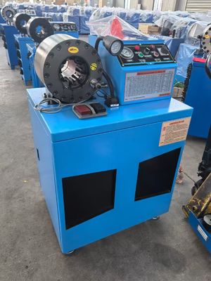 Efisiensi Tinggi 500 Piece Per Jam Untuk Kapasitas Besar Portable Hose Crimping Machine Hydraulic Hose Crimper