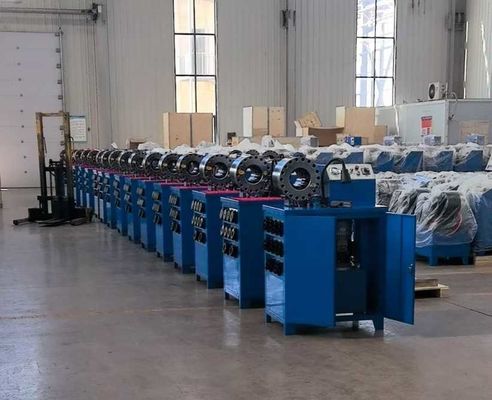 2 Inch Tinggi Model 10 Dies Karet Hose Crimping Mesin Dengan 600T Crimping Force