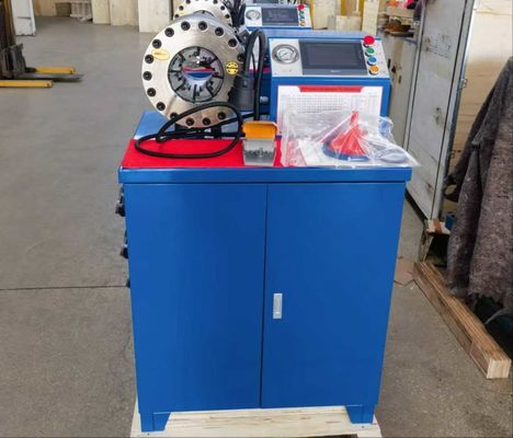 Siemens Touch Screen 2 Inch High Model Blue Color 10 Dies Hose Crimper / Rubber Hose Crimping Machine Kinerja yang dapat diandalkan Dengan Kekuatan Crimping 600T
