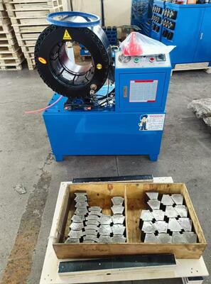 Mesin Pengepres Selang Hidrolik 6 Inci Hingga 150mm Pengepres Selang 6 Lapisan/kawat Rentang Pengepres 4-150mm Bukaan Besar Gaya Pengepres 2500 Ton Dan 20 Cetakan yang Dapat Dipertukarkan