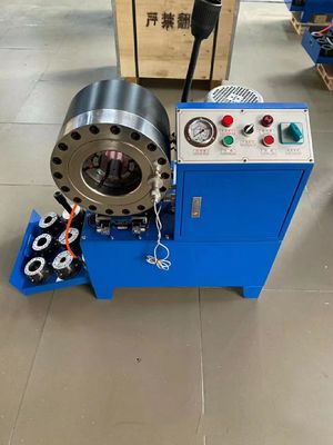 Harga yang bagus Keakuratan Crimping ± 0.01mm Dx68 Hose Crimper Machine dengan 10 set Die on line