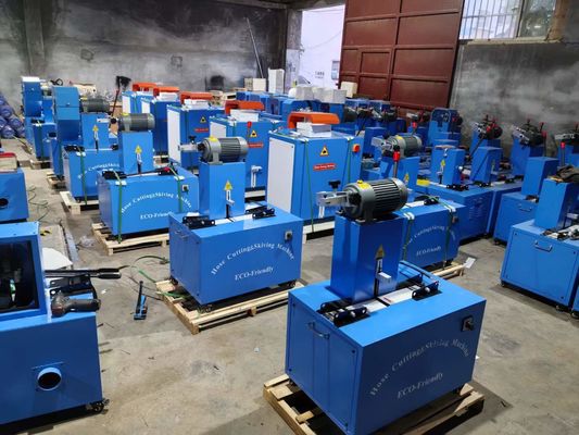Harga yang bagus Operasi Otomatis 2 Inch ID Mesin Pemotong Selang Karet Dengan Kontrol Tombol on line