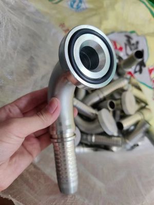 Harga yang bagus Baja tahan karat Flange Custom Forklift Fittings selang hidrolik yang dapat digunakan kembali Fittings selang hidrolik Female Male Ferrule on line