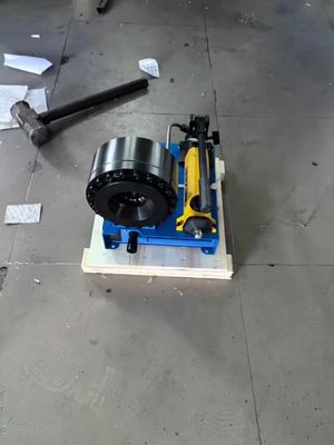 Harga yang bagus 1 inci 6-25mm 1/4 sampai 1 inci Portable Manual Hydraulic Hose Pipe Crimping Equipment / Rubber Hose Crimping Machine 10pcs/H Vehicle Hose Fitting Crimper on line