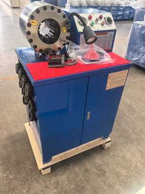 600T Crimping Force Rubber Hose Crimping Machine dengan Jangkauan 6-51mm dan 10 Dies Interchangeable