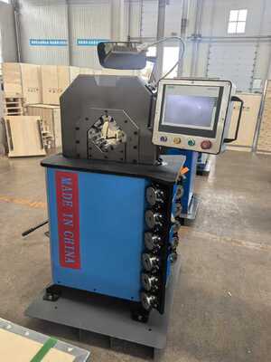 Mesin Crimping Selang Hidrolik Listrik dengan Keakuratan 0,01mm dan Jangkauan Crimping 6-102mm untuk Penggunaan Industri