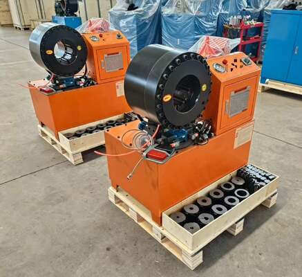 Harga yang bagus Crimper Selang Hidrolik Elektrik Warna Oranye 2 Inci DX68 dengan Alat Cetakan Perubahan Cepat Akurasi 6-51Mm 10 Dies dan Efisiensi 200 Buah Per Jam on line