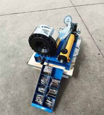 Harga yang bagus 1 Inch Manual Hydraulic Hose Crimping Machine Rentang Crimping Dari 6mm hingga 25mm Tanpa Tegangan Dengan 7 Dies Untuk Aplikasi Hidraulik Tekanan Berbeda Dari 31,5 MpA hingga 60 Mpa Sesuai Permintaan Pelanggan on line