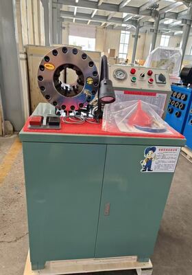 Harga yang bagus Mesin Crimping Selang Karet 2 Inci 3kw Motor 600T Model Lebih Tinggi Warna Hijau 220V/240V/380V/415V Sistem Kontrol Tombol Tegangan dengan Rentang 6-51Mm dan 10 Cetakan yang Dapat Dipertukarkan on line