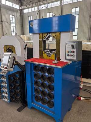 3 Inch FY-CBK-120 Super Thiness Model Hydraulic Hose Crimping Machine Black And Blue Color With 6-76mm Crimping Range 165mm Max Opening And 15 Dies 220v/380v Voltage